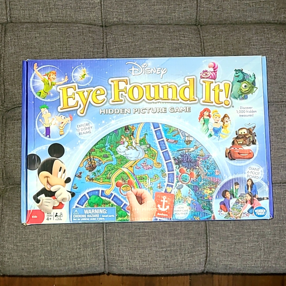 Disney Eye Found‎ It! Hidden picture Board Game 12 Disney realms to explore